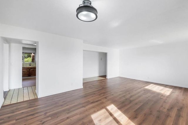 2800 Dryden Avenue, Gilroy, CA 95020