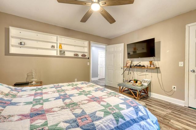 525 Tay Walk Way, Hiawassee, GA 30546