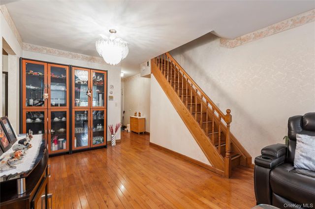 1727 E 14th Street, Brooklyn, NY 11229