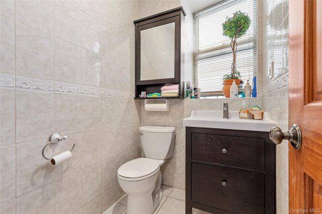 1727 E 14th Street, Brooklyn, NY 11229