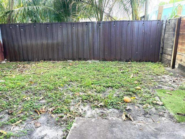 1541 SW 52nd Ave, Plantation, FL 33317