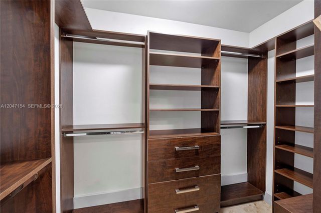 1541 SW 52nd Ave, Plantation, FL 33317