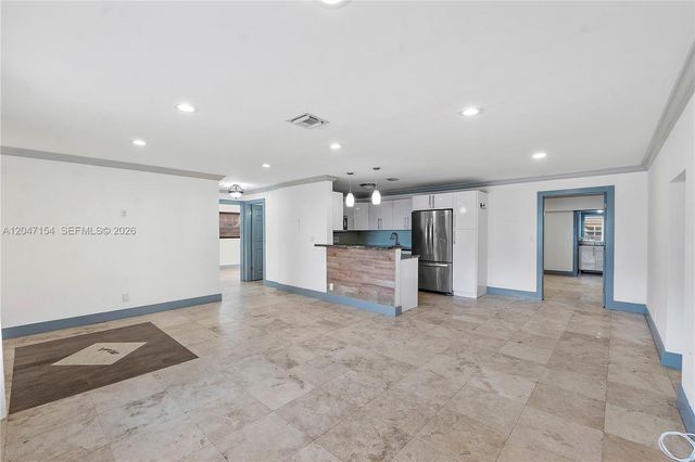 1541 SW 52nd Ave, Plantation, FL 33317