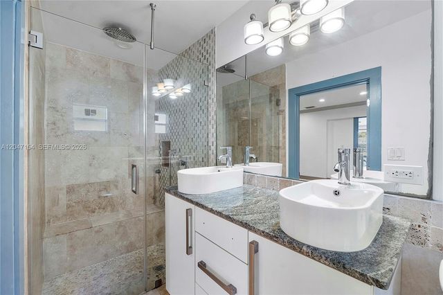 1541 SW 52nd Ave, Plantation, FL 33317