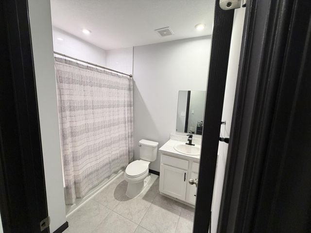 845 Persimmon Place, Fort Pierce, FL 34981