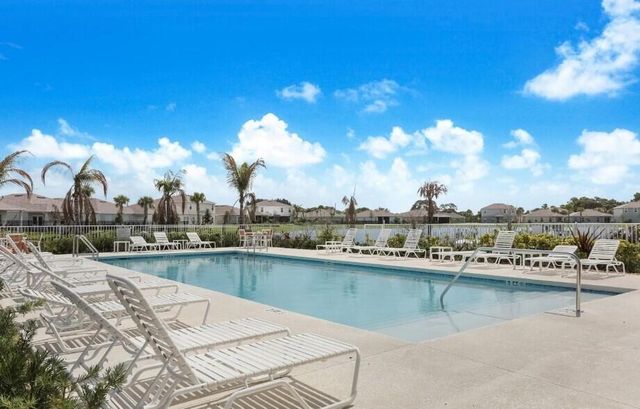 845 Persimmon Place, Fort Pierce, FL 34981