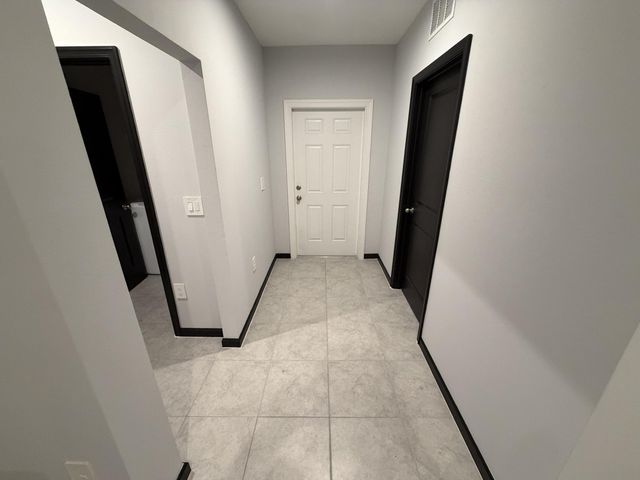 845 Persimmon Place, Fort Pierce, FL 34981