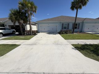 845 Persimmon Place, Fort Pierce, FL 34981