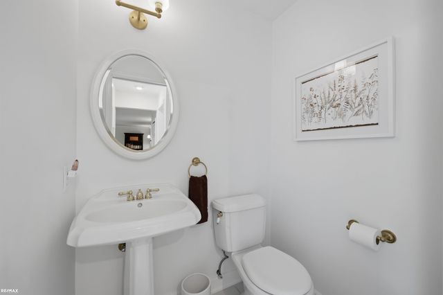 938 Candlestick Court, Bloomfield Twp, MI 48304
