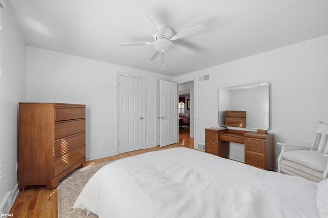 938 Candlestick Court, Bloomfield Twp, MI 48304