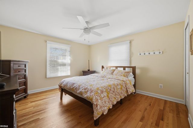 938 Candlestick Court, Bloomfield Twp, MI 48304