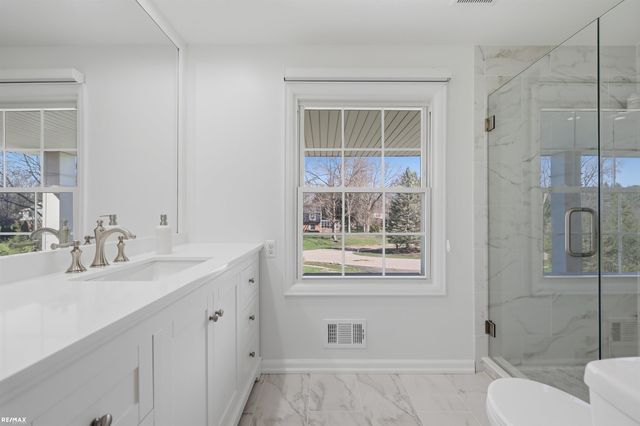 938 Candlestick Court, Bloomfield Twp, MI 48304