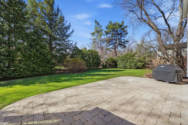 938 Candlestick Court, Bloomfield Twp, MI 48304