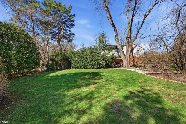 938 Candlestick Court, Bloomfield Twp, MI 48304