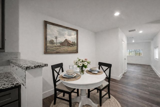 942 SE County Road 2240, Corsicana, TX 75109