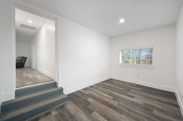 942 SE County Road 2240, Corsicana, TX 75109