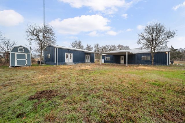 942 SE County Road 2240, Corsicana, TX 75109