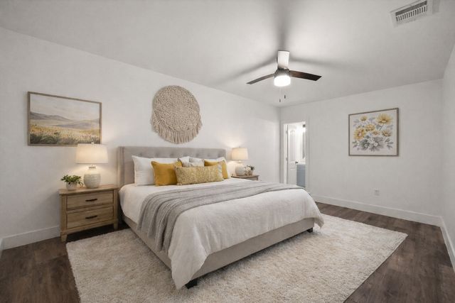 942 SE County Road 2240, Corsicana, TX 75109