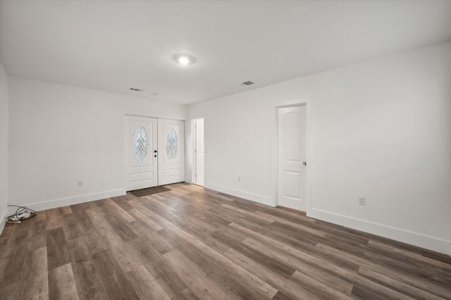 942 SE County Road 2240, Corsicana, TX 75109