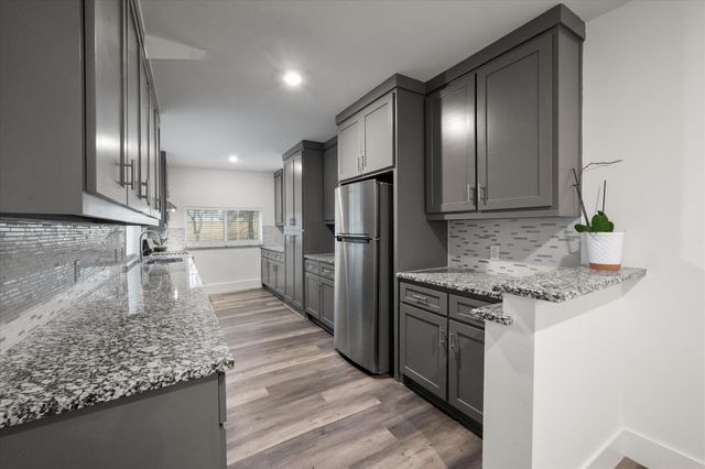 942 SE County Road 2240, Corsicana, TX 75109