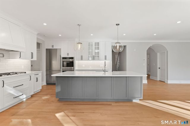 31 Rosano Road, Stamford, CT 06905