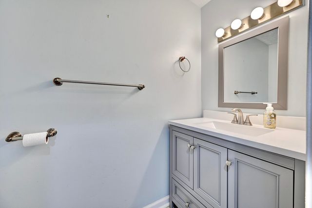 8657 Valleyview Drive, Florence, KY 41042