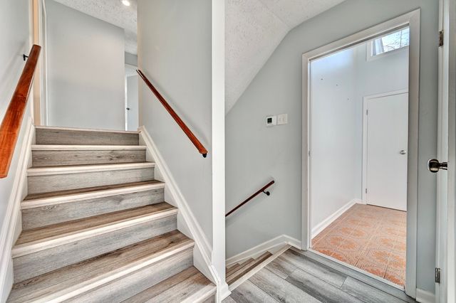 8657 Valleyview Drive, Florence, KY 41042