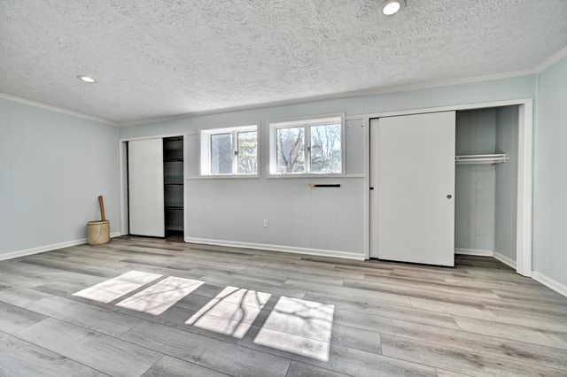 8657 Valleyview Drive, Florence, KY 41042