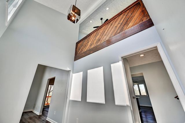 8657 Valleyview Drive, Florence, KY 41042