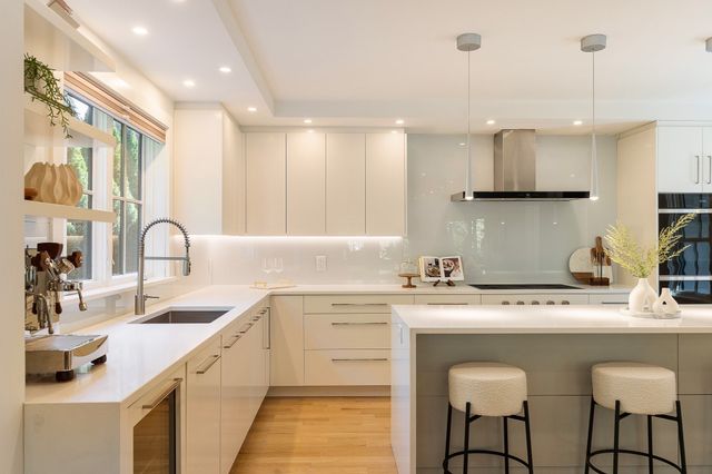 27 Walden St 2, Cambridge, MA 02140