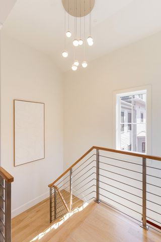 27 Walden St 2, Cambridge, MA 02140