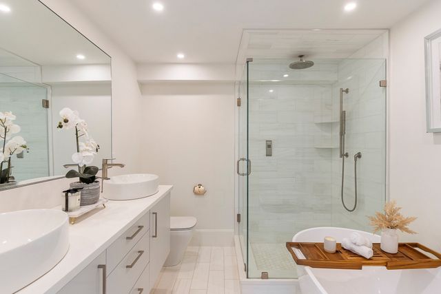 27 Walden St 2, Cambridge, MA 02140