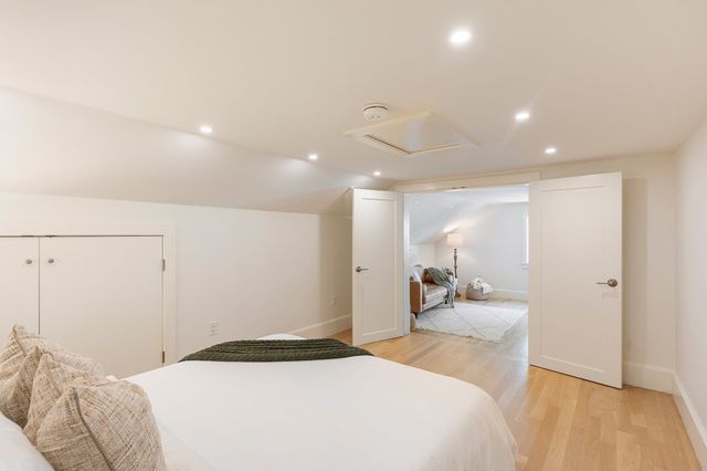 27 Walden St 2, Cambridge, MA 02140