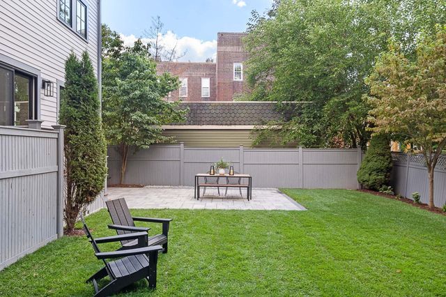 27 Walden St 2, Cambridge, MA 02140