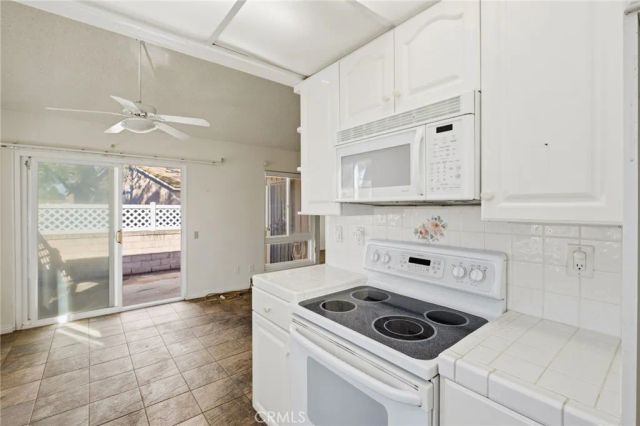 23117 Village 23, Camarillo, CA 93012