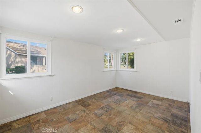 23117 Village 23, Camarillo, CA 93012