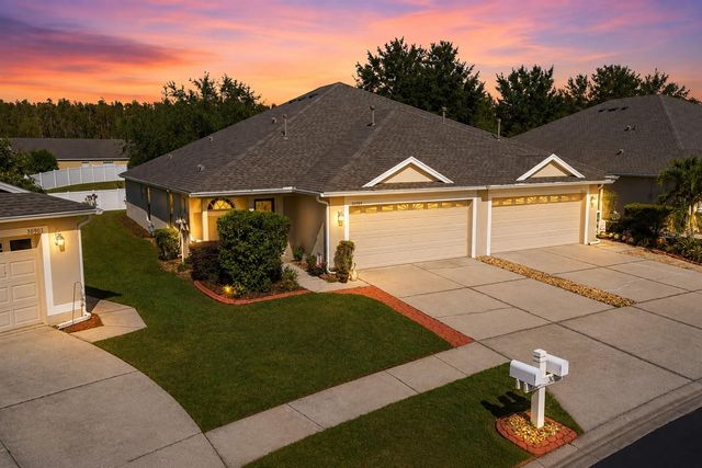 30907 WHITLOCK DRIVE, Wesley Chapel, FL 33543