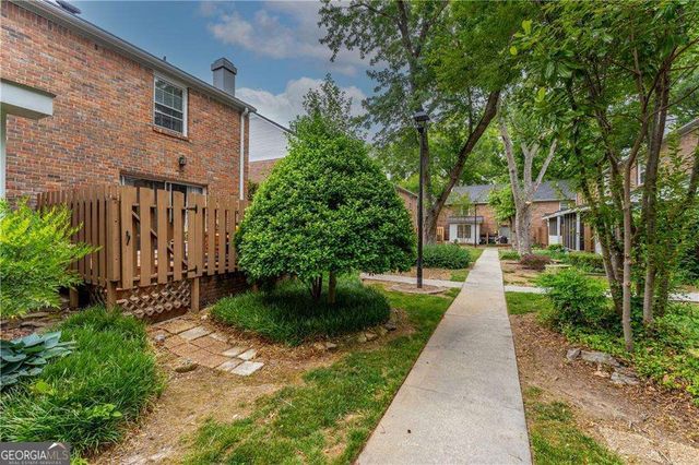 6700 Roswell Road 17A, Atlanta, GA 30328