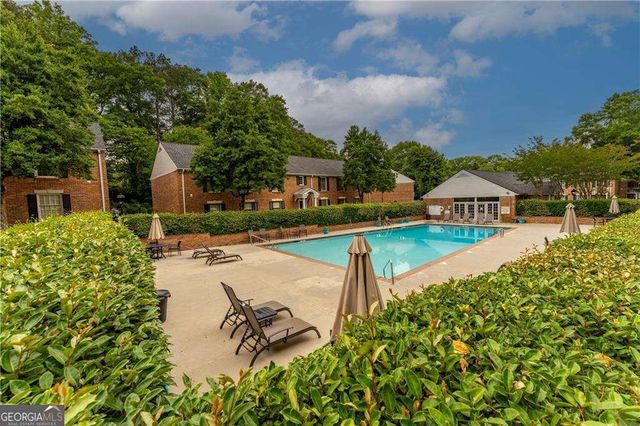 6700 Roswell Road 17A, Atlanta, GA 30328