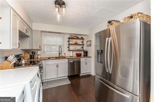 6700 Roswell Road 17A, Atlanta, GA 30328
