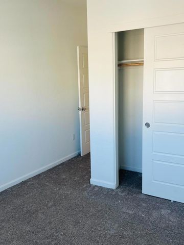 7352 Dorstone Way, Sacramento, CA 95829