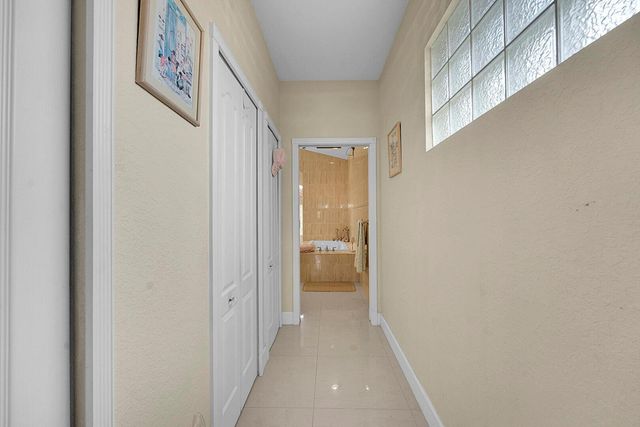 5909 NW Bayou Court, Port St Lucie, FL 34986