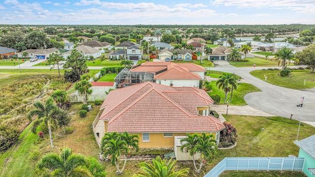 5909 NW Bayou Court, Port St Lucie, FL 34986