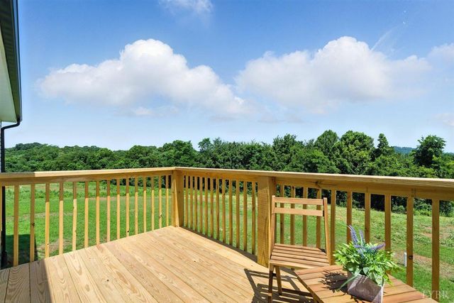 1420 Wells Rd, Bedford, VA 24523