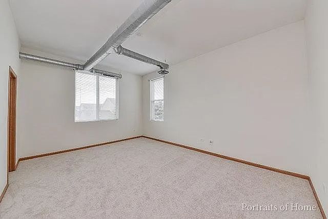 1693 TOWN CENTER Street 1693, Aurora, IL 60504