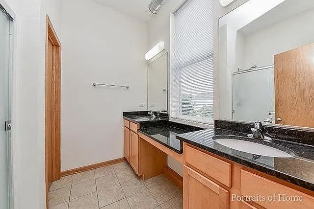 1693 TOWN CENTER Street 1693, Aurora, IL 60504