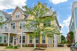 1693 TOWN CENTER Street 1693, Aurora, IL 60504