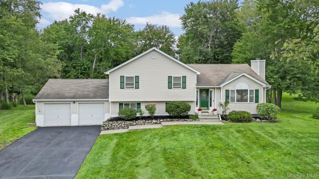 101 Lexington Drive, Newburgh, NY 12550