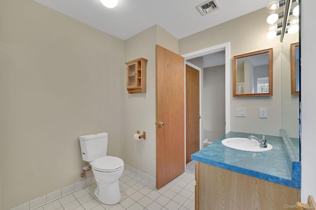 101 Lexington Drive, Newburgh, NY 12550