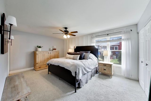 1931 Moore Avenue, St. Charles, IL 60174